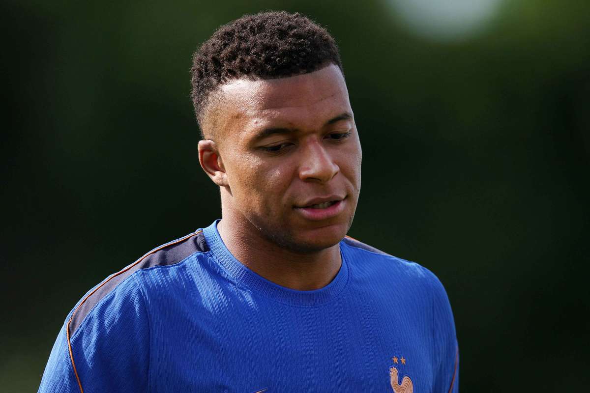 100e sélection avec la France pour Kylian Mbappé, titulaire contre l'Irak