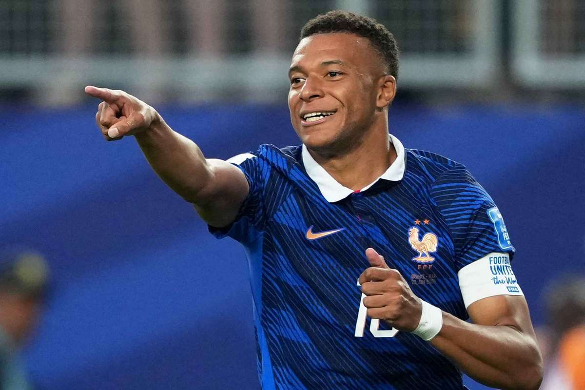 Mbappé iguala Klose e se torna 2º maior artilheiro da história das Copas