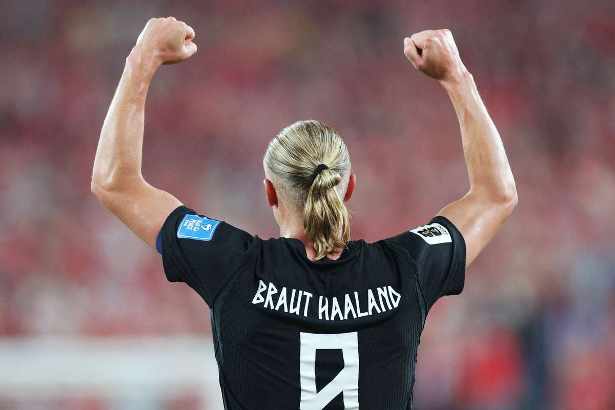Por que Haaland virou Braut Haaland enquanto caça a artilharia da Copa?