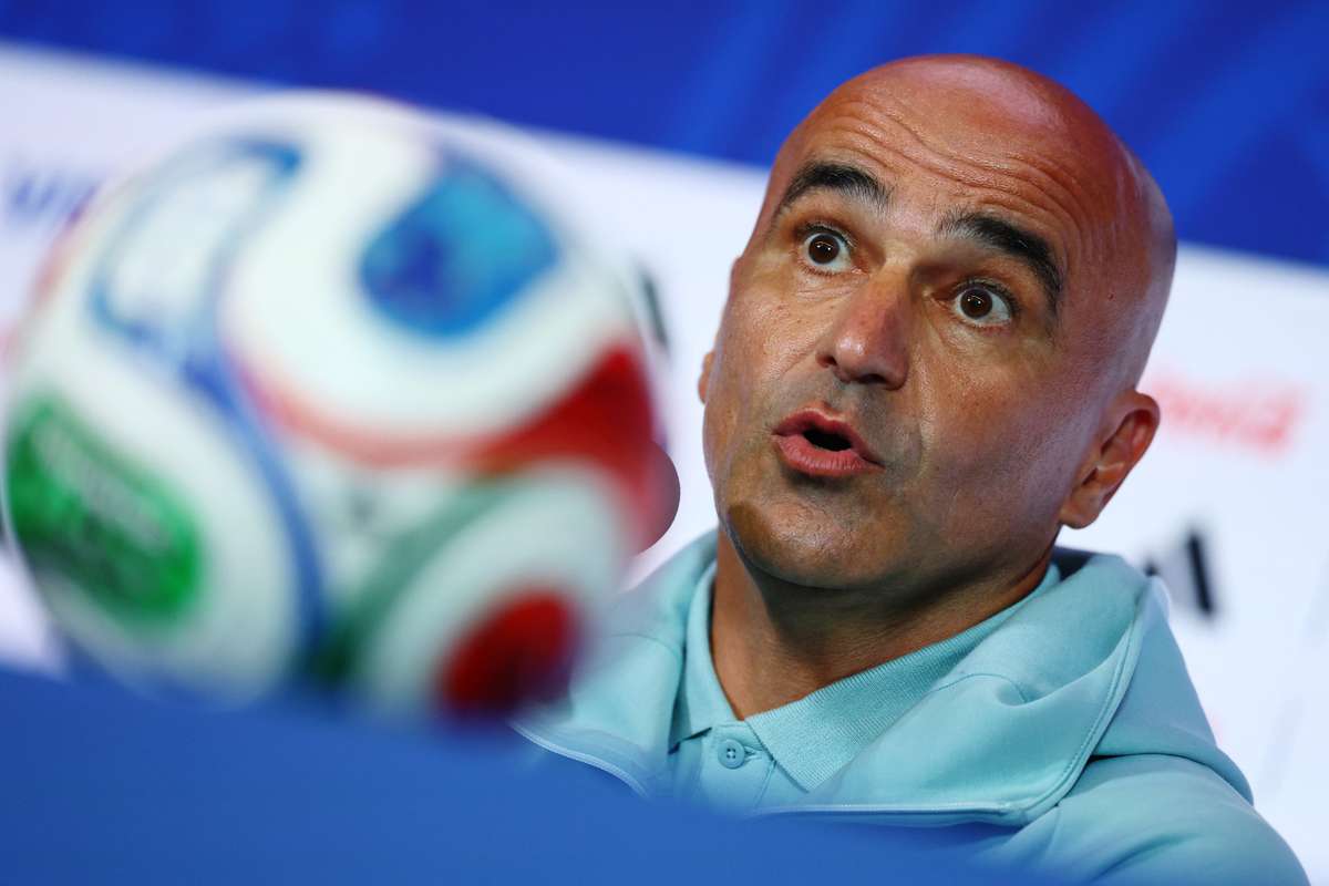 Roberto Martínez defiende al "icono" Cristiano Ronaldo y se aleja del ruido