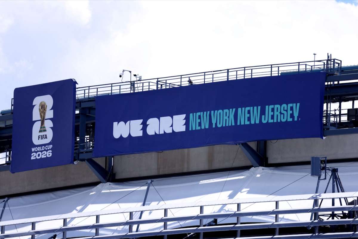 Stumpfer Rasen, schimpfende Stars: WM-Finalstadion in New Jersey im Fokus