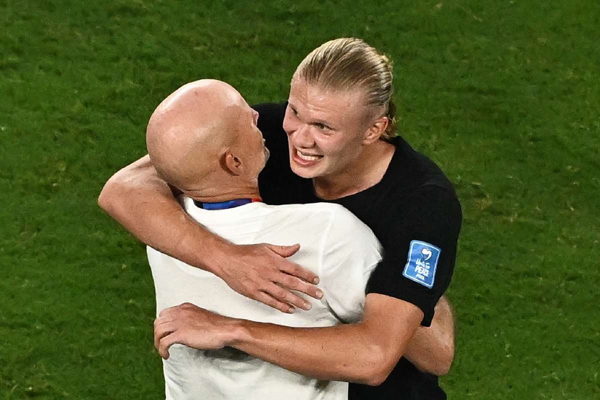 Solbakken rende-se a Haaland após vitória sobre o Senegal: "Está em grande forma"
