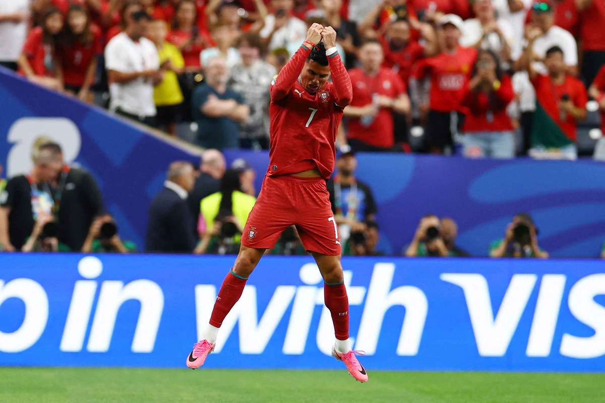 Mundial-2026: Ronaldo é o primeiro a marcar em seis Mundiais e ultrapassa Eusébio