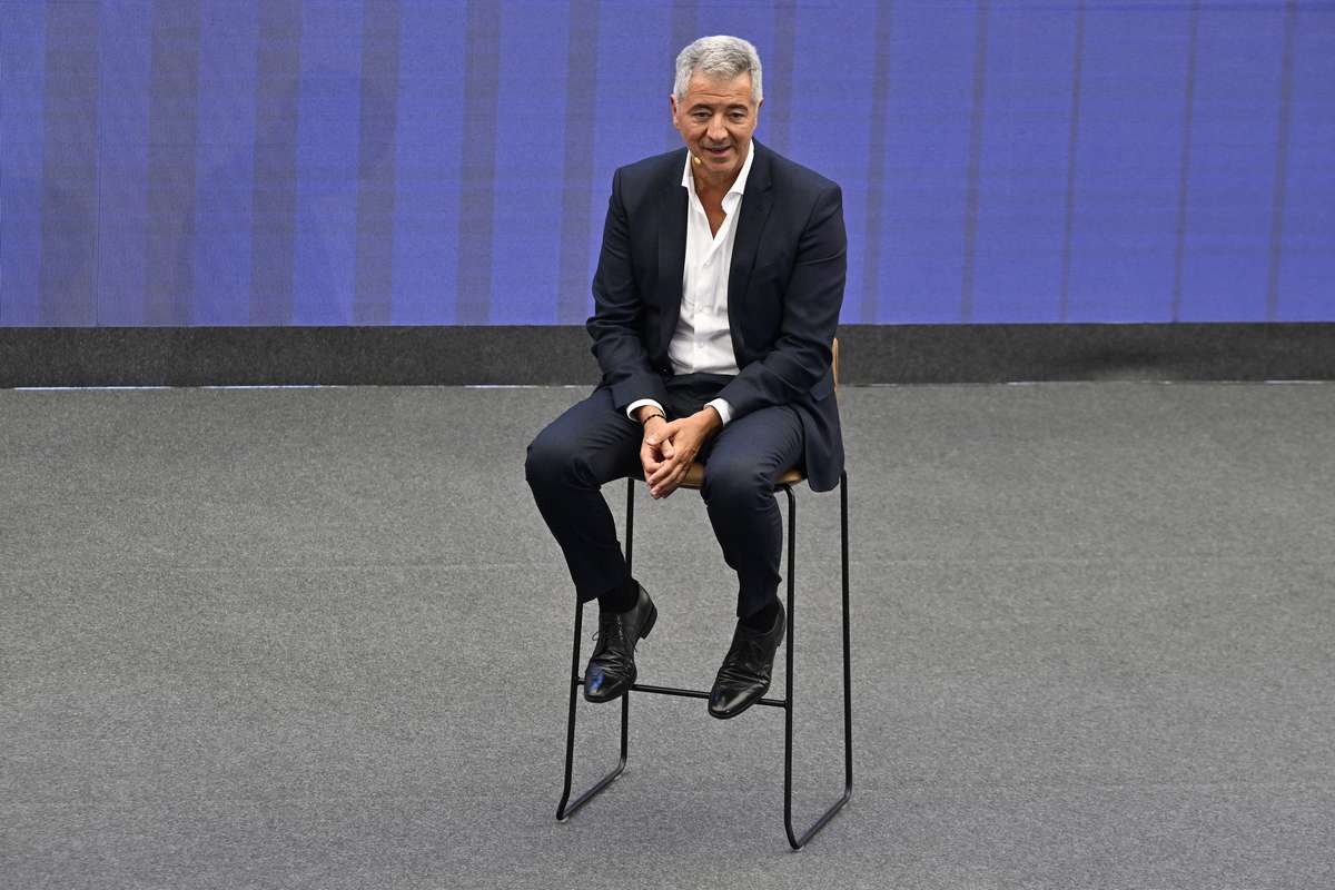 Gil Marín responde a Julián: "El Atleti no quiere transferir sus derechos"