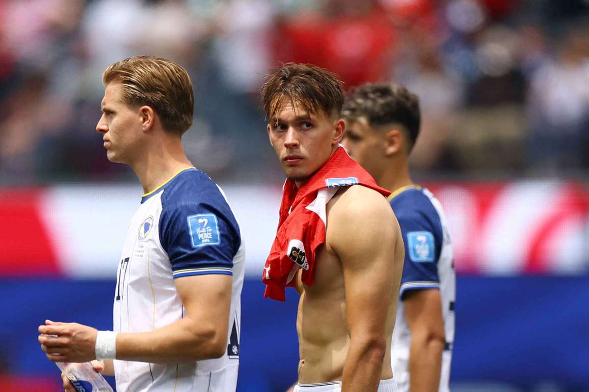 Mundial-2026: Amar Dedic falhou o último treino da Bósnia antes do jogo com o Catar