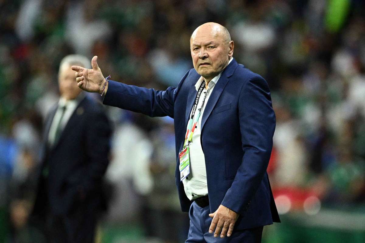 Czech boss Koubek blames travel fatigue and 'stupid mistakes' for World Cup exit