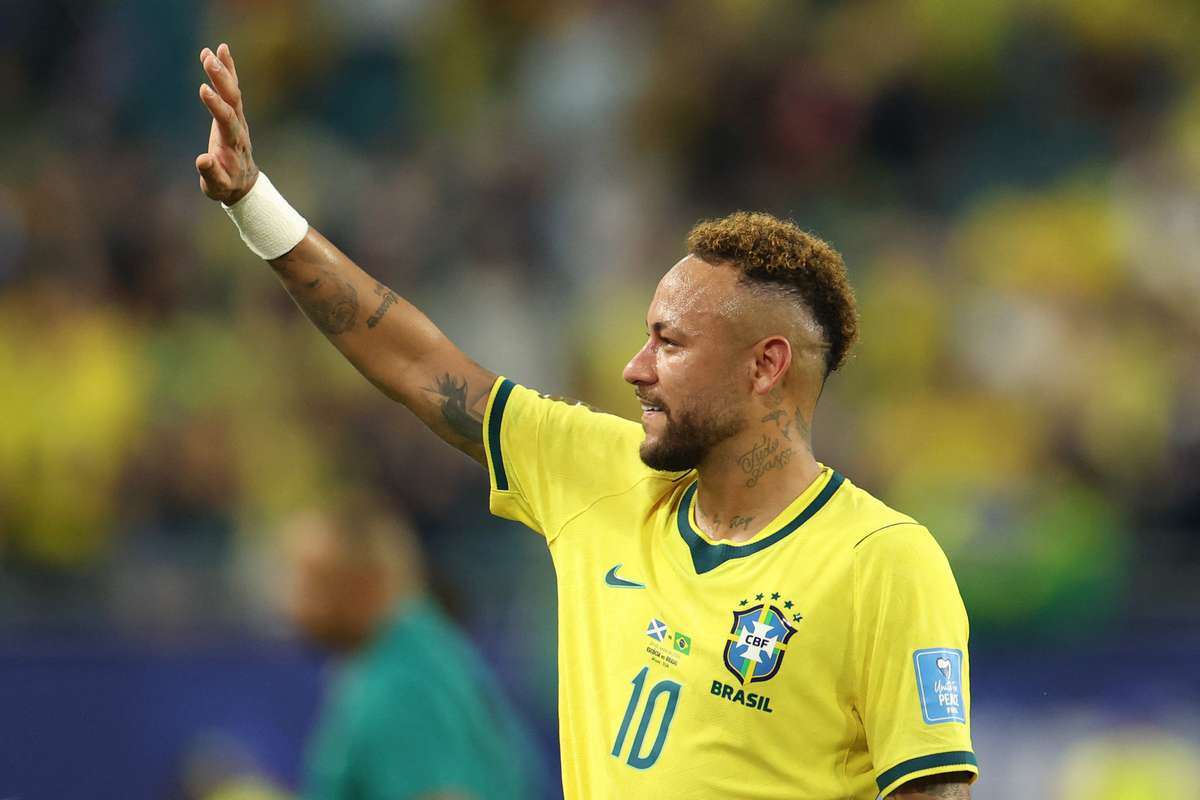 Regresso histórico: Neymar reencontra o Brasil e iguala Pelé com a 10
