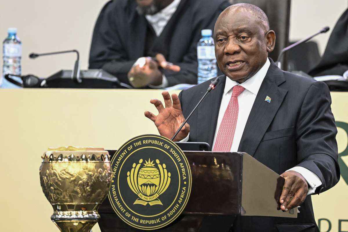Mundial-2026: Presidente sul-africano felicita seleção pela qualificação para os 16 avos de final