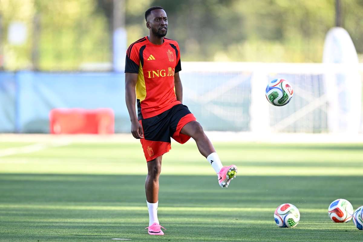 Trabzonspor pergunta por Lukebakio (Benfica)
