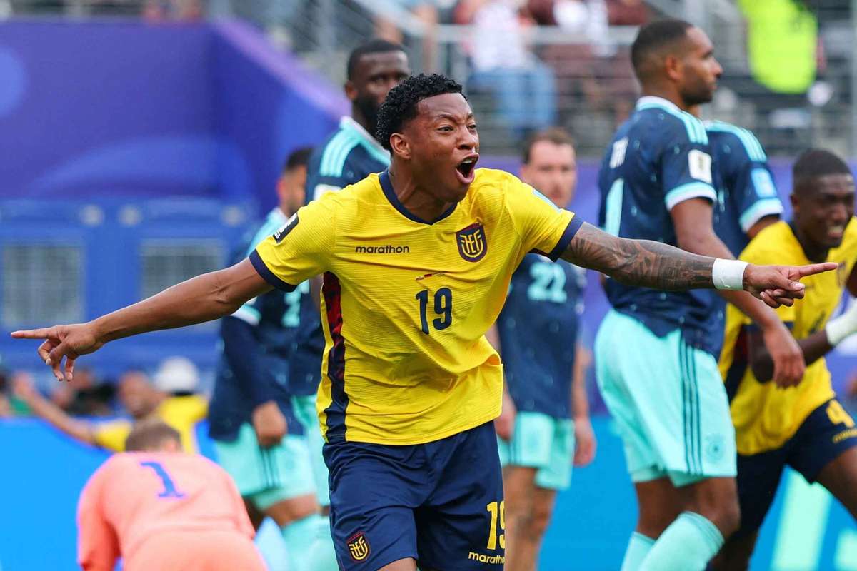 Equador vence Alemanha de virada e avança ao mata-mata de forma heroica
