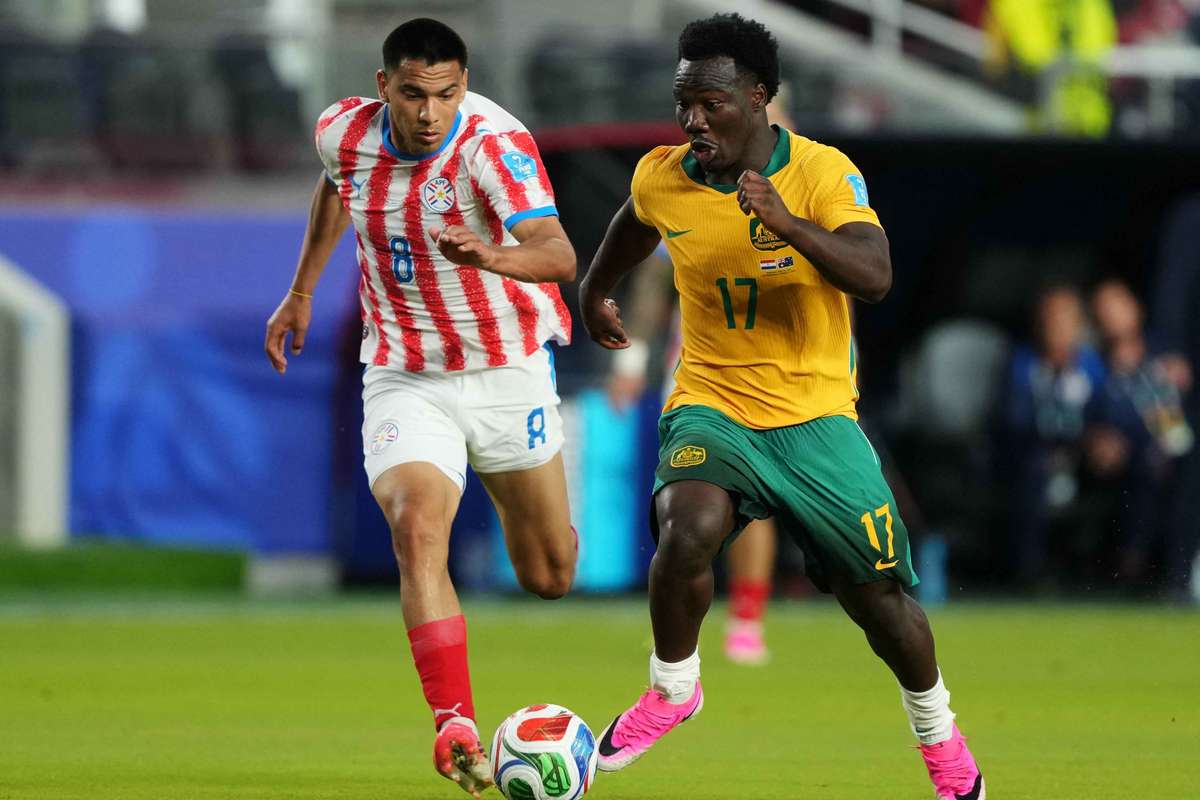 Austrália empata com Paraguai e se classifica para o mata-mata da Copa