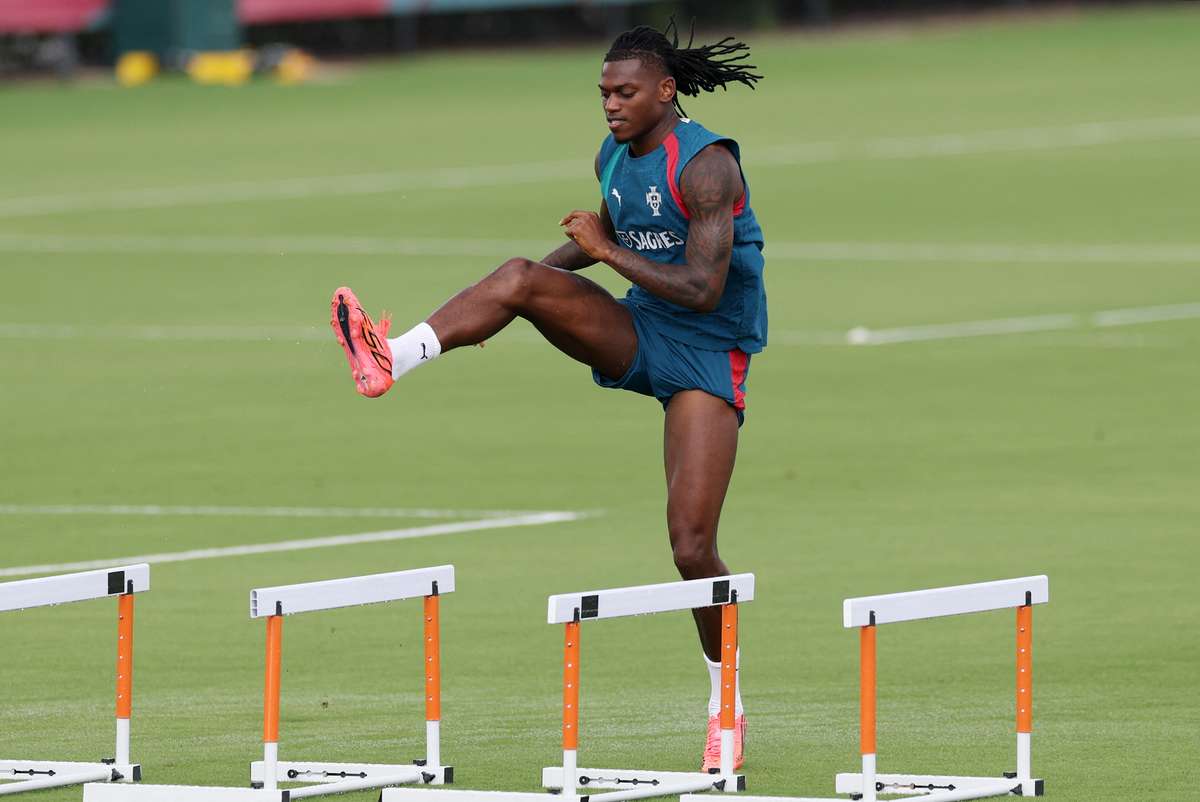 Rafael Leão advierte sobre la calidad de Colombia, pero confía en Portugal