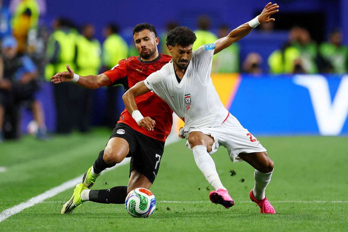 Egipto resiste para empatar contra una Irán que espera su destino (1-1)