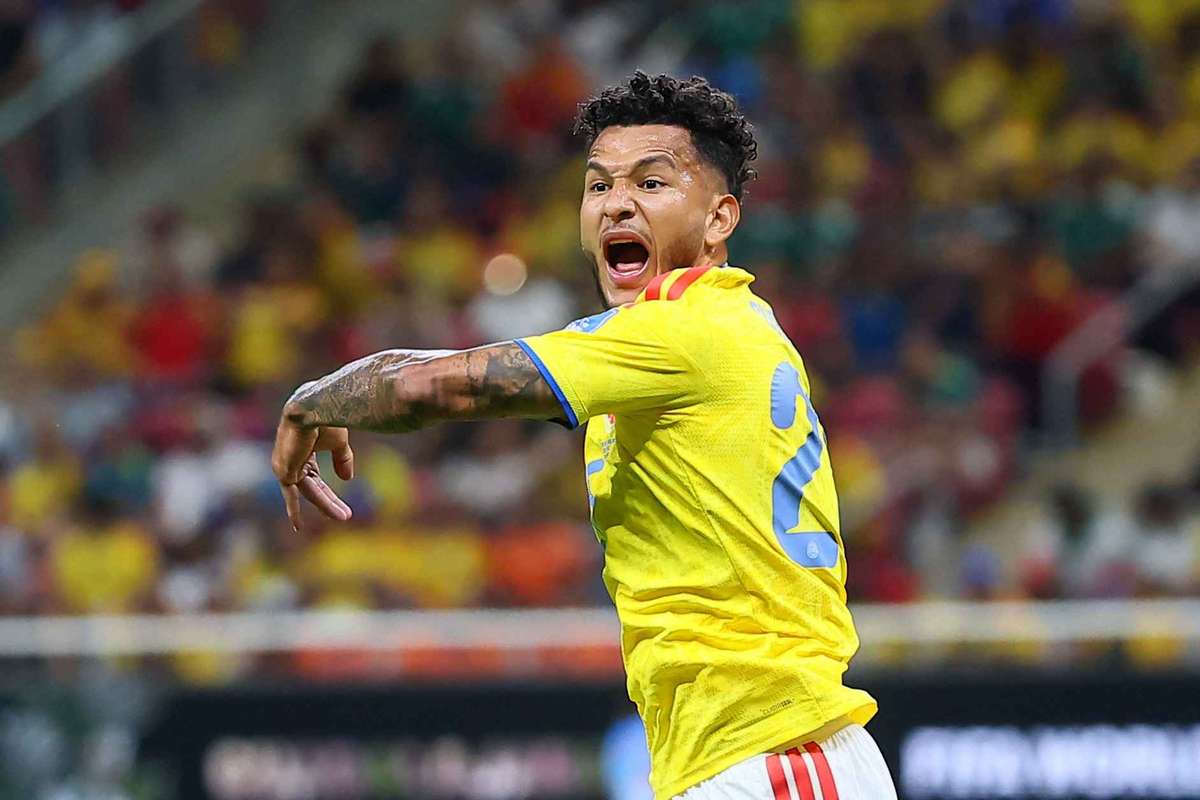 Luis Suarez facing task of turning club form into goals for Colombia at World Cup