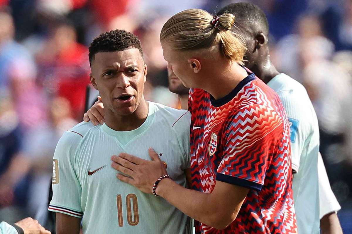 Haaland defiende al seleccionador de Noruega tras la goleada sufrida ante Francia