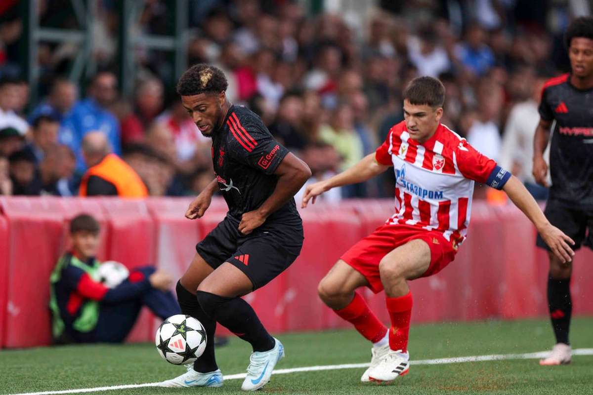 Gustavo Varela (Benfica) com interessados em Itália, França e Grécia