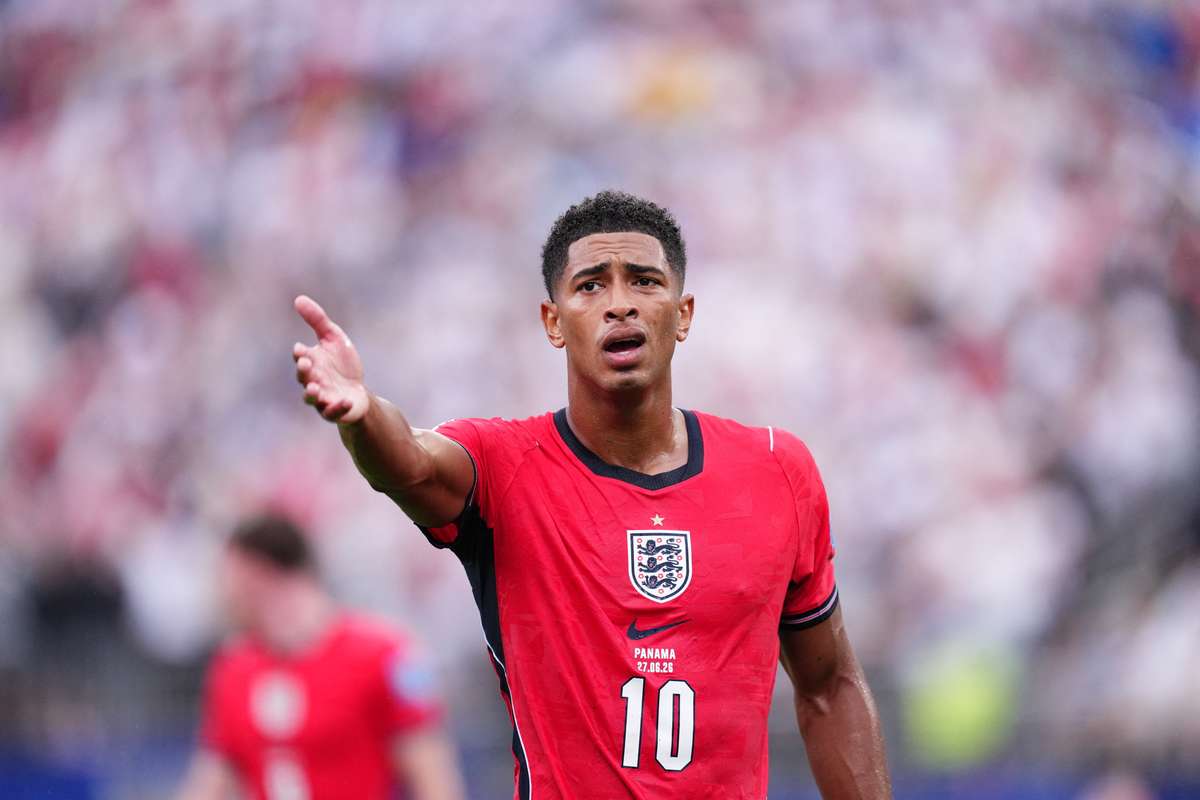 L’Angleterre empêche Bellingham de répondre à une question sur Vini Jr. en zone mixte