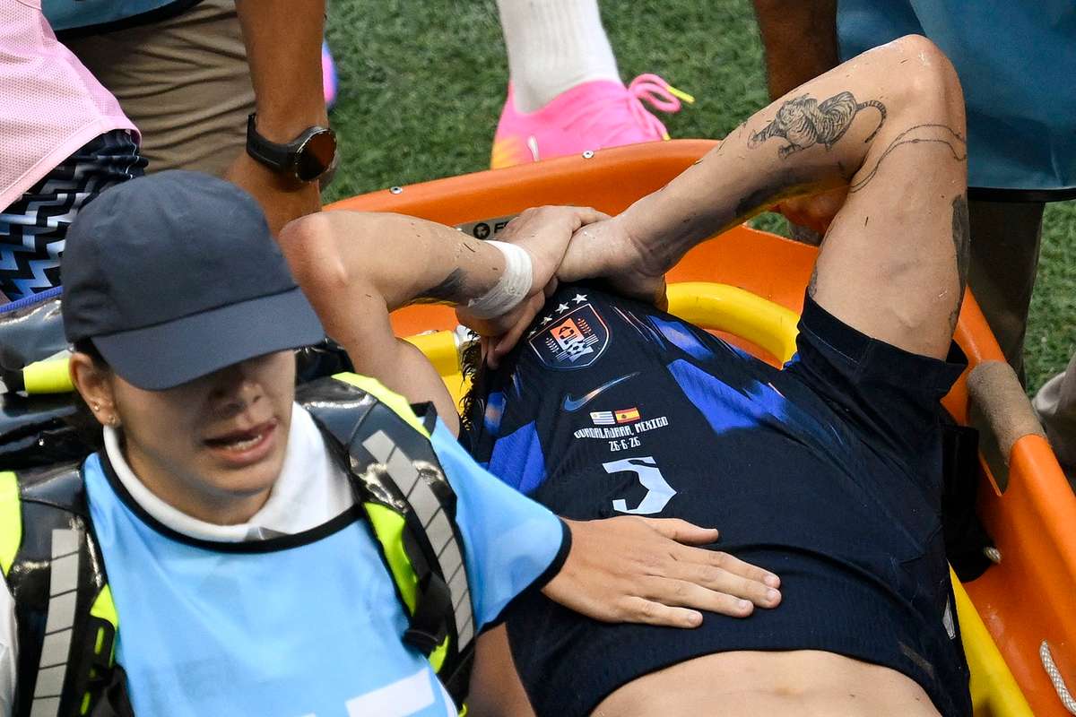 Manchester United midfield transfer plans rocked by Ugarte injury, Flashscore understands