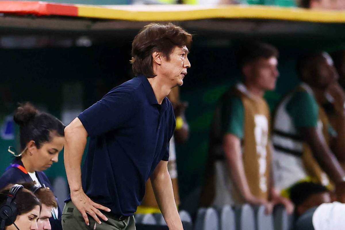 Hong Myung-bo deixa o cargo de técnico da Coreia do Sul após eliminação na Copa do Mundo