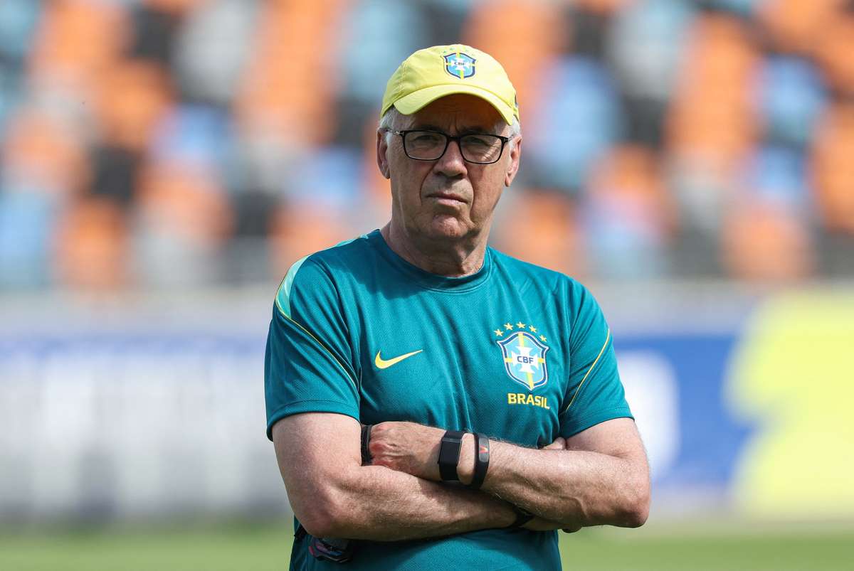 "Aucun favori ne s'est encore dégagé", estime Carlo Ancelotti