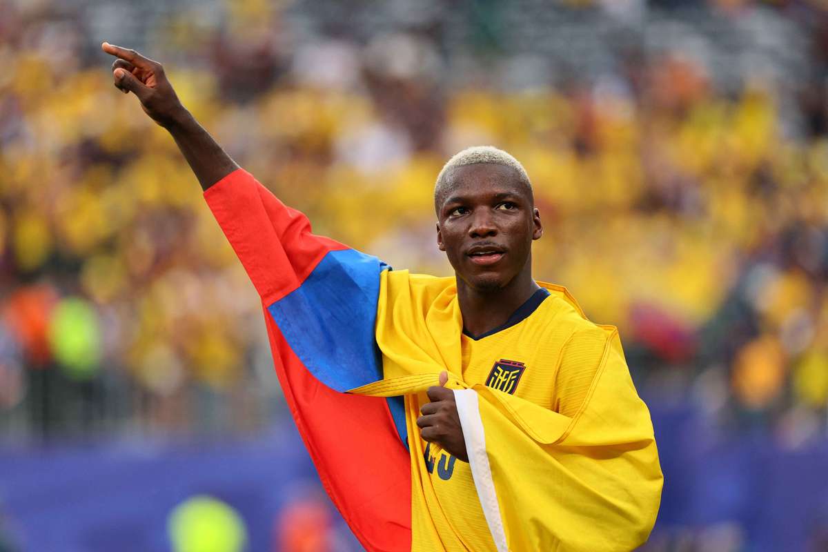 Mundial-2026: Enner Valencia entrega a braçadeira a Moisés Caicedo antes do tudo ou nada com o México