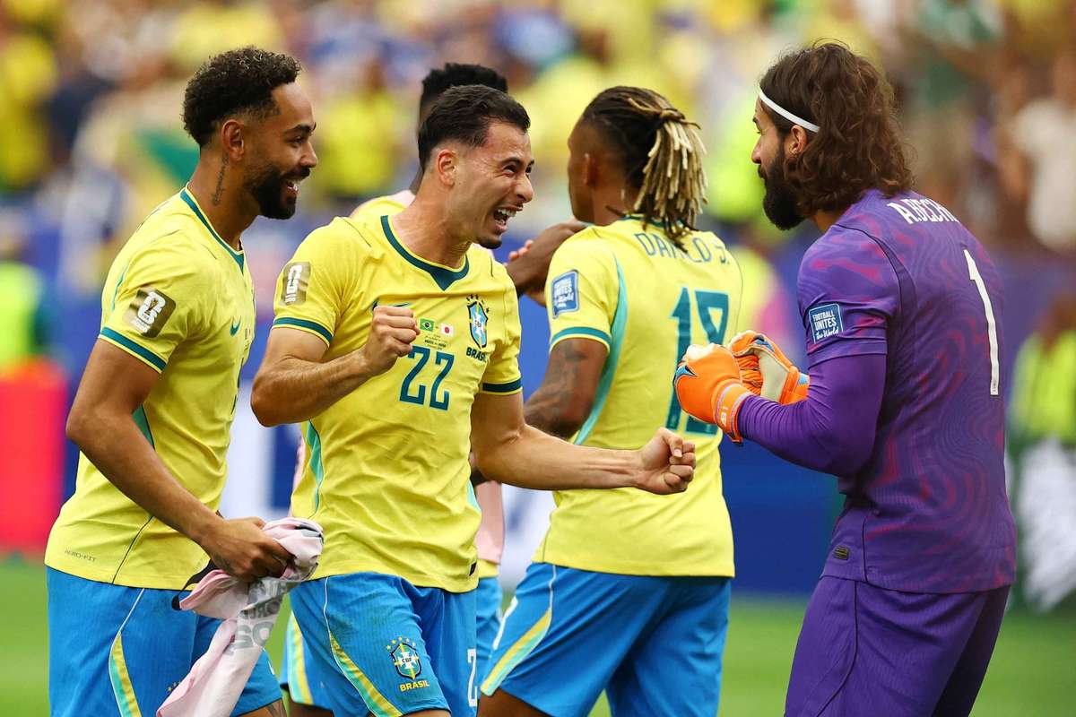 Brasil escapa de ter pior posição em Copas e vai às oitavas pela 11ª vez consecutiva