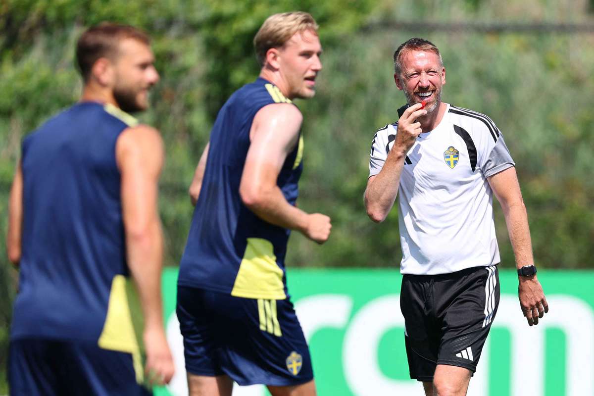 Changement de gardien et 3-4-3 : la Suède de Graham Potter navigue-t-elle à vue ?