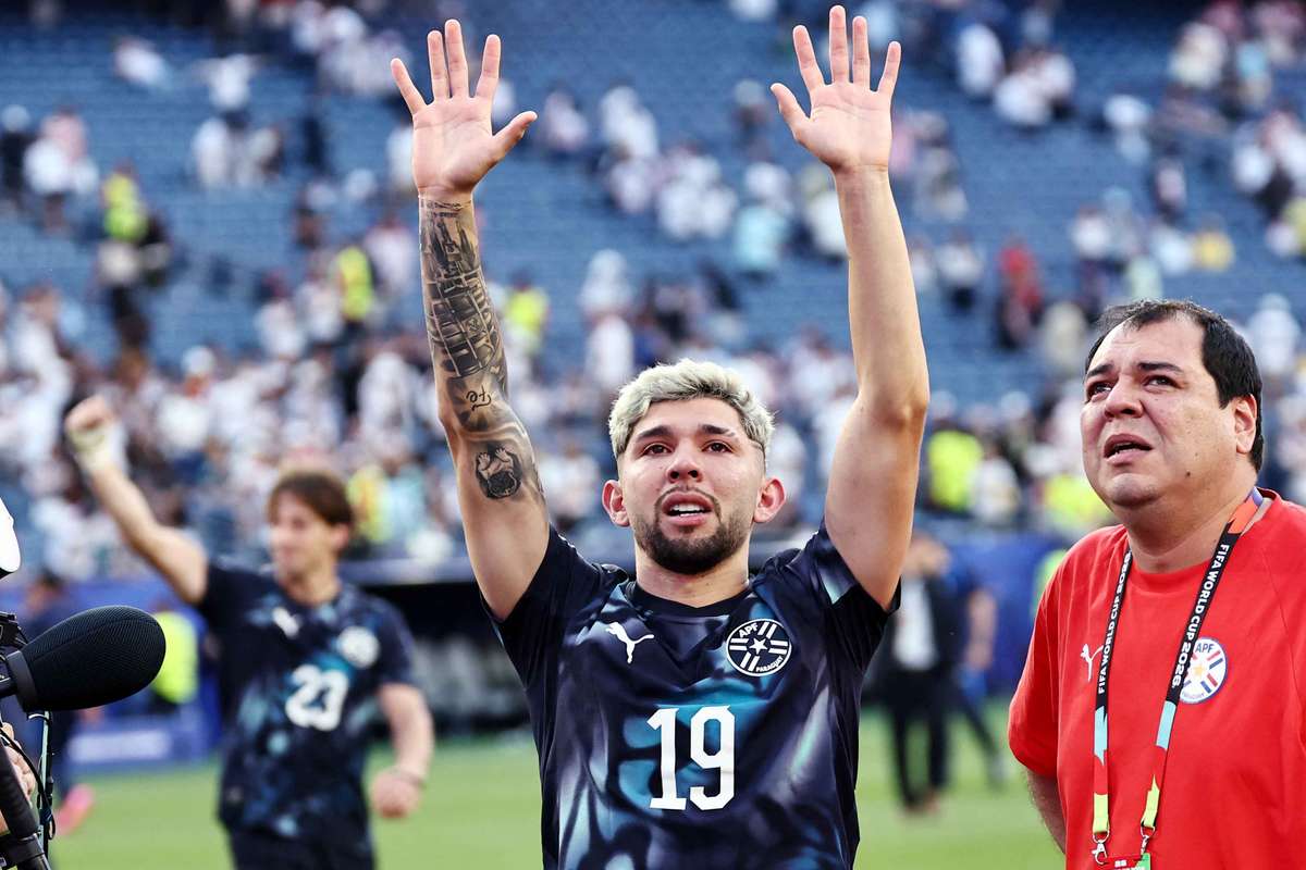 Mundial-2026: Paraguaios "não têm medo de ninguém", nem sequer das "estrelas" francesas, diz Julio Enciso