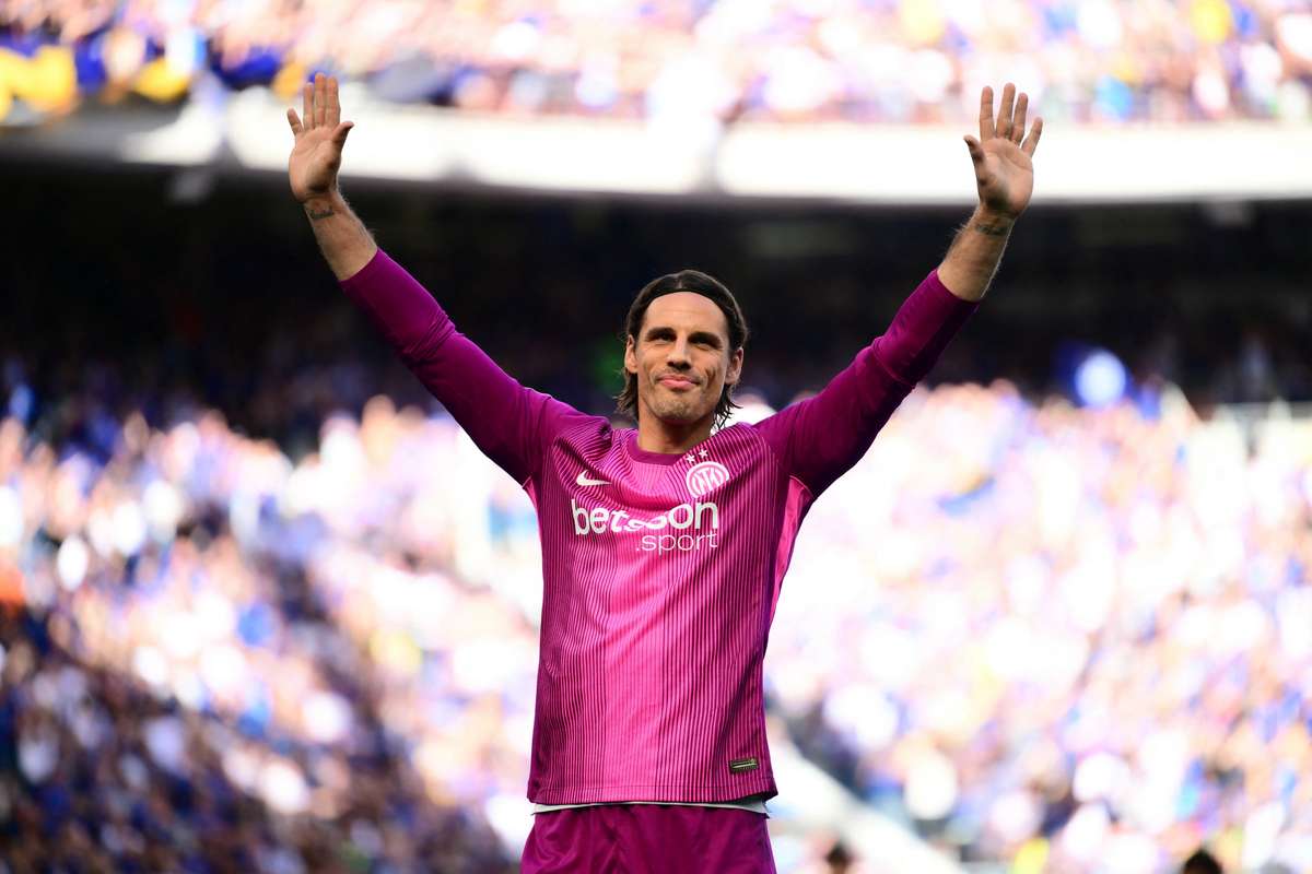 Oficial: Yann Sommer e Francesco Acerbi deixam o Inter de Milão