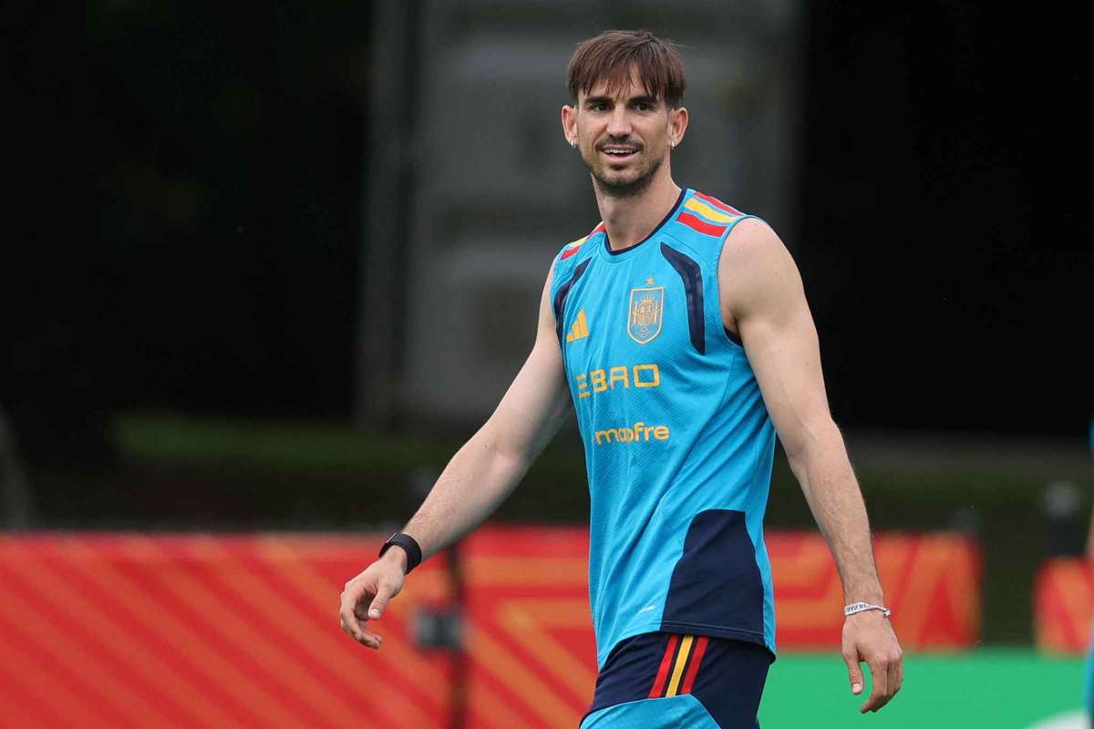 L'Espagne "hausse progressivement son niveau de jeu", estime Fabian Ruiz