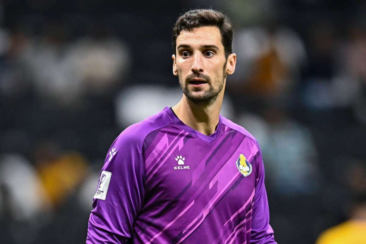 Sergio Rico quiere ayudar al Sevilla: "Me encantaría volver"