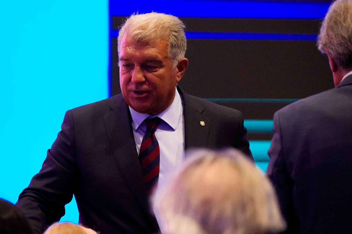 Laporta se entrega a LaLiga y a su "amigo" Tebas: "Nos tienes siempre para colaborar"