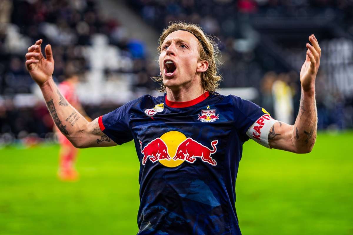 Le prometteur milieu danois Bidstrup rejoint Lyon en provenance du Red Bull Salzbourg