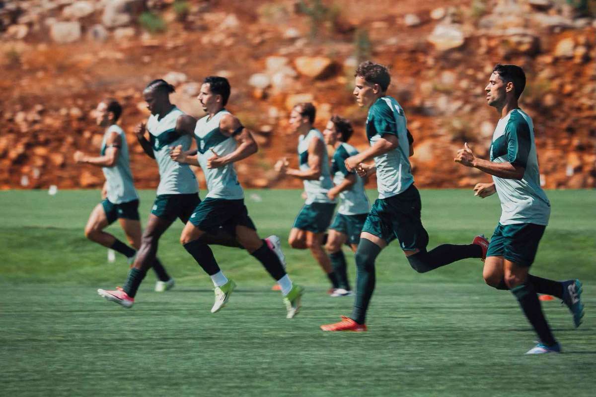 Liga 2: Farense regressa aos treinos com os quatro reforços já integrados