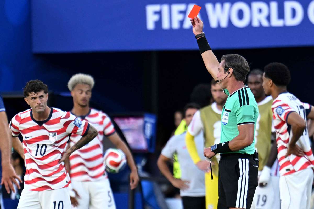 Balogun did not deserve red card for 'accidental' clash: Pochettino