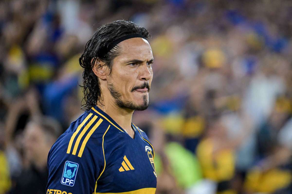 Edinson Cavani officialise son départ de Boca Juniors après trois saisons