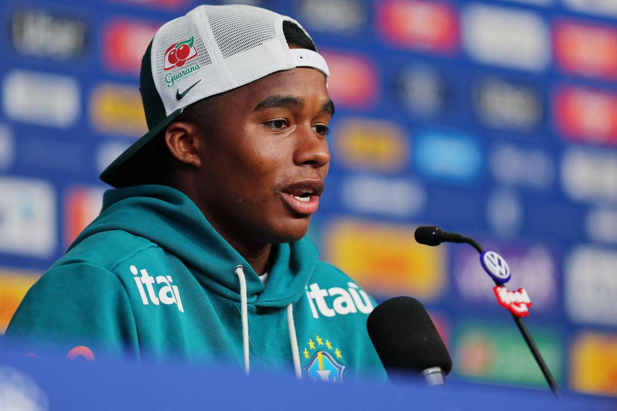 Endrick aposta em sua versatilidade para começar jogando contra a Noruega