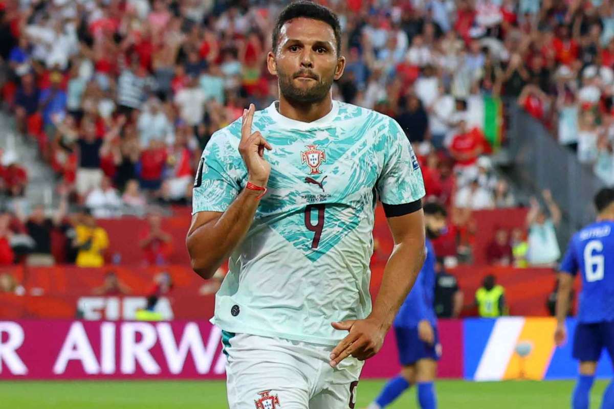 "Nos últimos minutos, quando falta um gol, estou lá", comemora Gonçalo Ramos