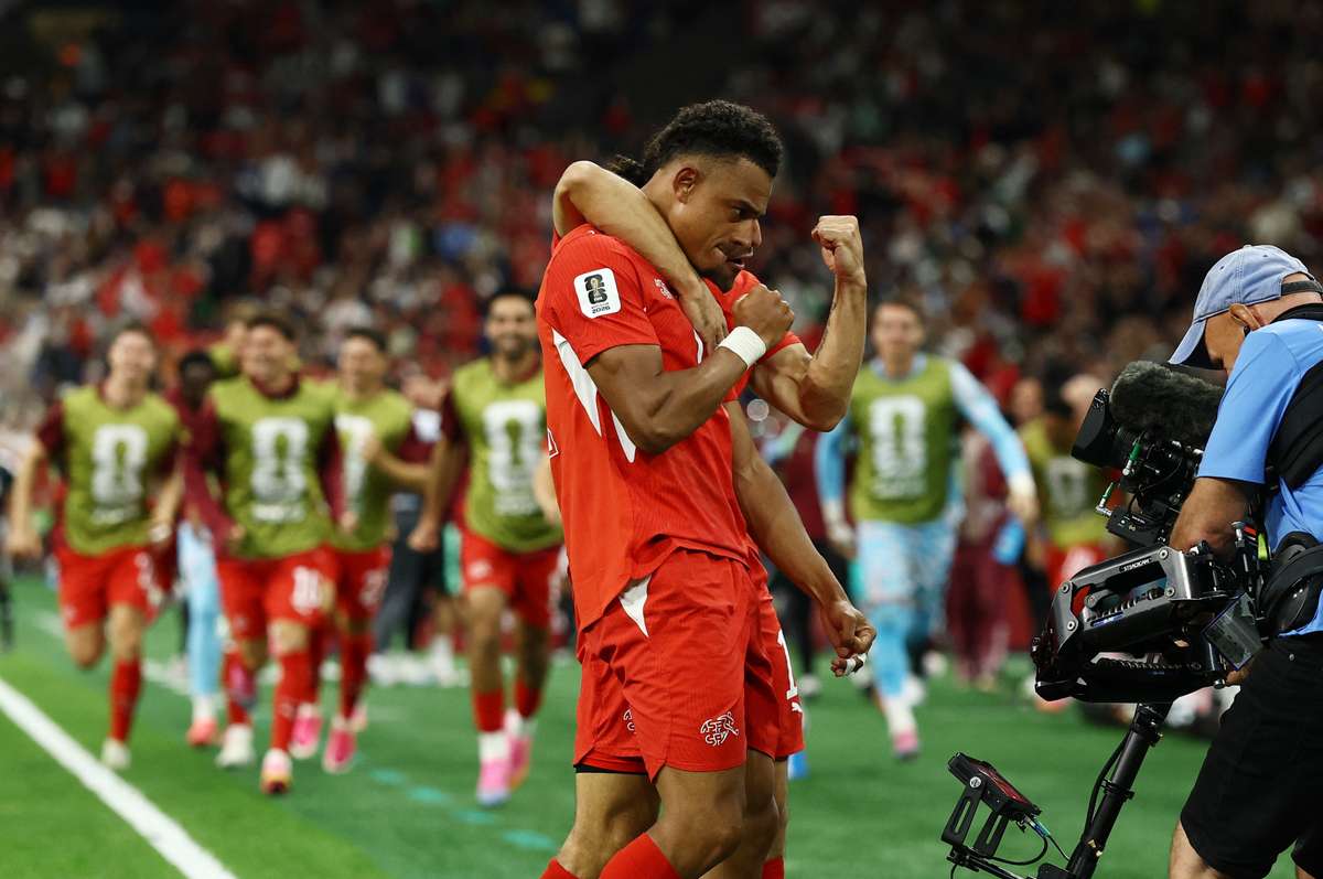 Embolo and Ndoye fire Switzerland into last 16 against abject Algeria