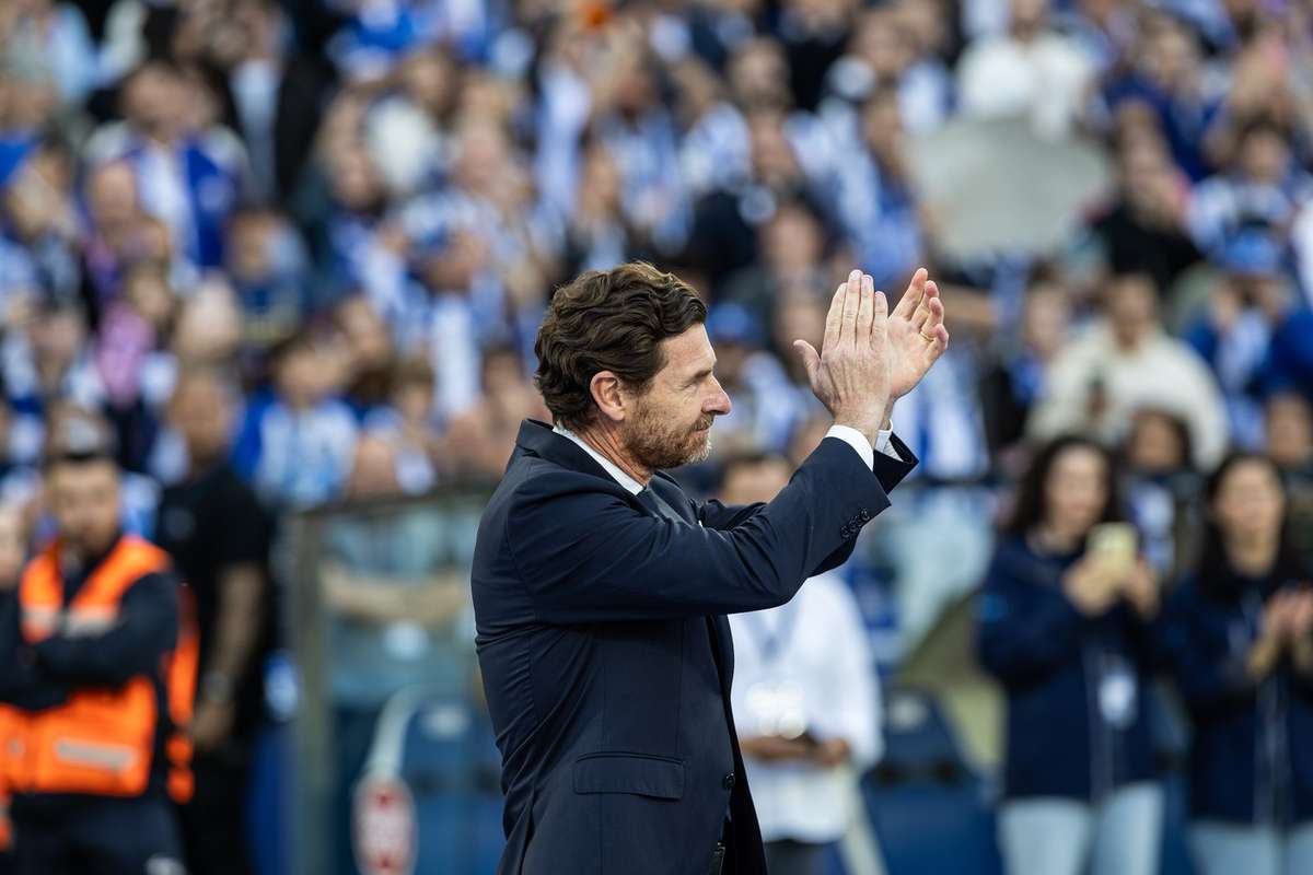 Villas-Boas: "FC Porto tinha 16 milhões de euros para pagar num mês e não tinha nenhuma possibilidade de fazer face às mesmas"