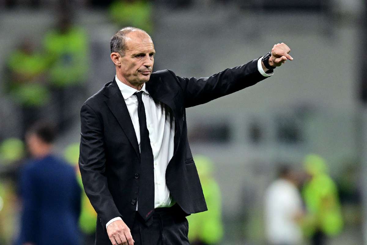 Após deixar Milan, Allegri é o novo técnico do Napoli