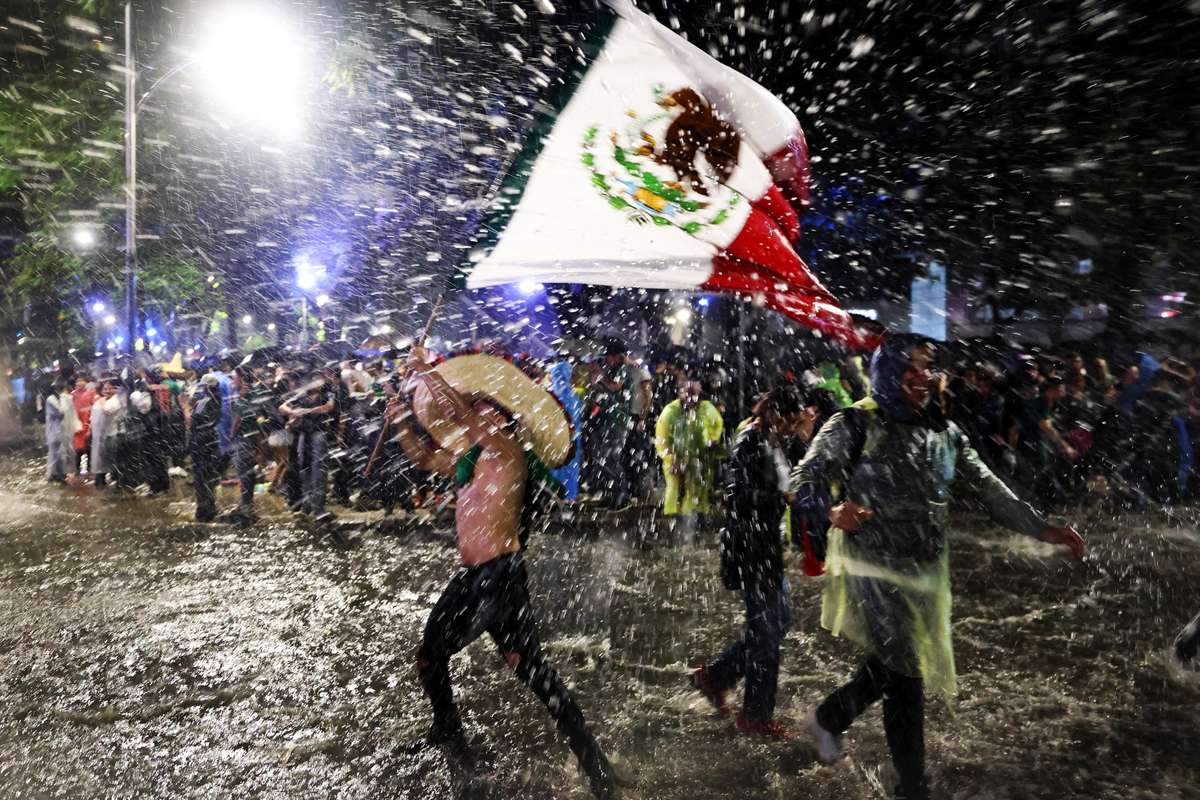 Präsidentin Sheinbaum: Mexikos Fans sollen "verantwortungsvoll" feiern