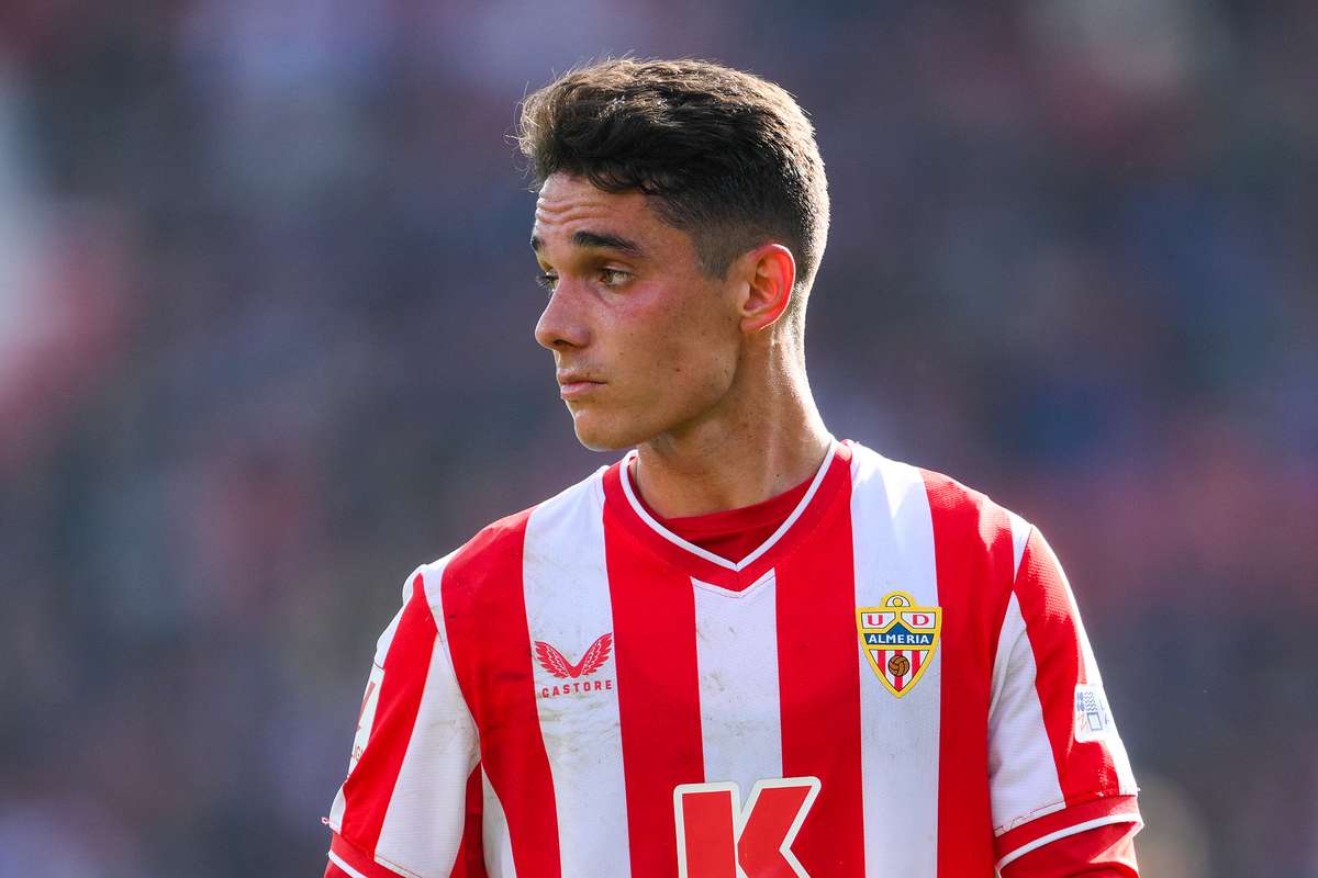 Benfica está a negociar contratação de Sergio Arribas (Almería)