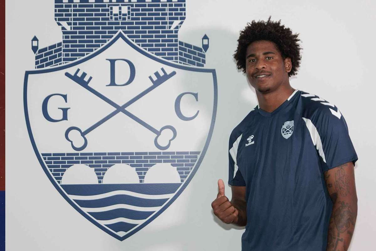 Oficial: Avançado Wilson Tavares assina pelo Desportivo de Chaves até 2028