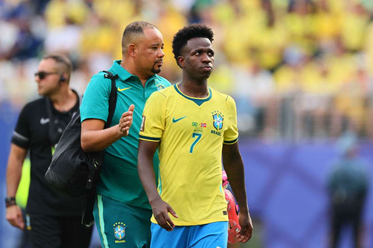 Vinicius: "El míster decide de antemano quién va a tirar los penaltis"