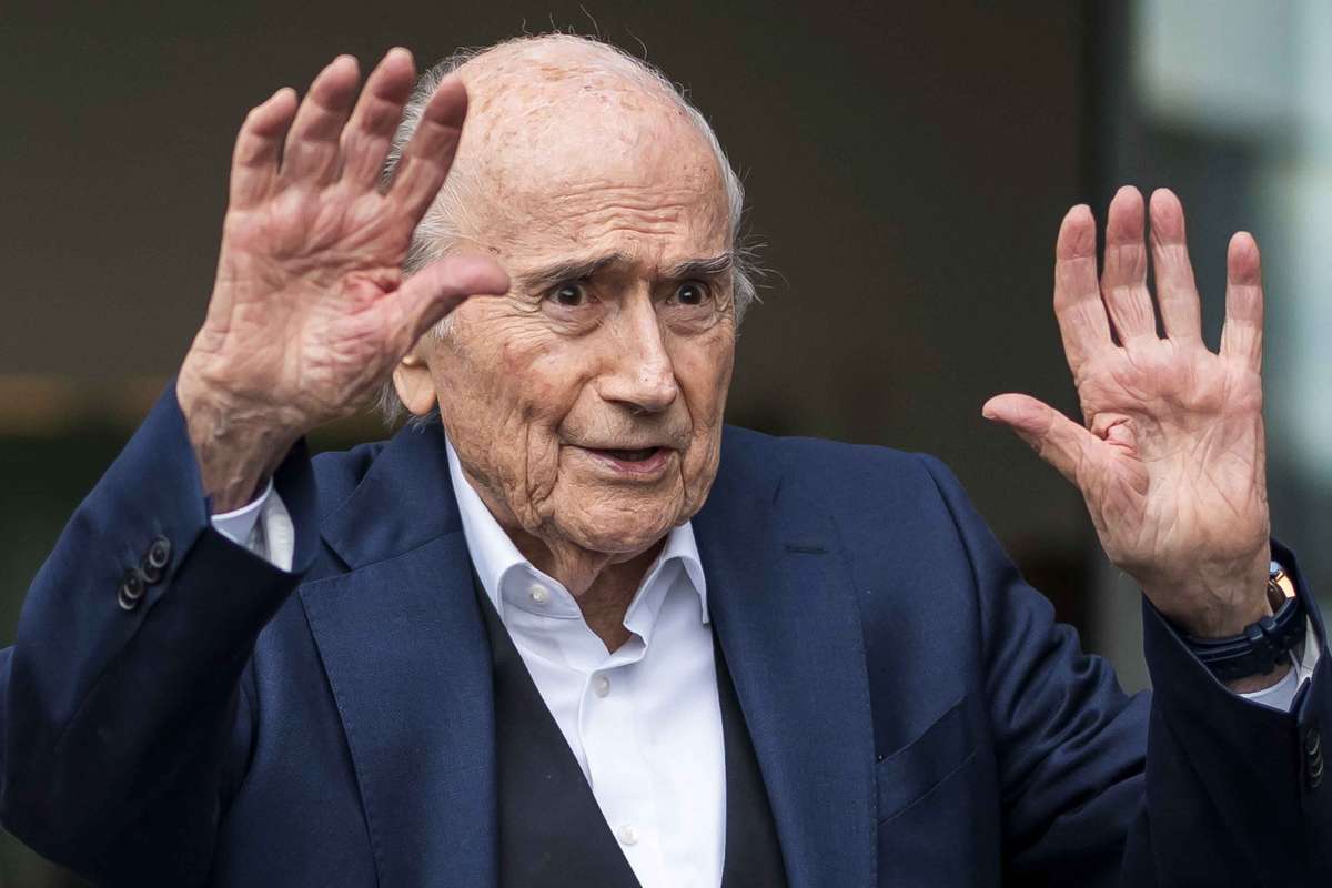 Blatter, muy crítico tras suspenderse la sanción a Balogun: "¿A dónde vas, FIFA?"