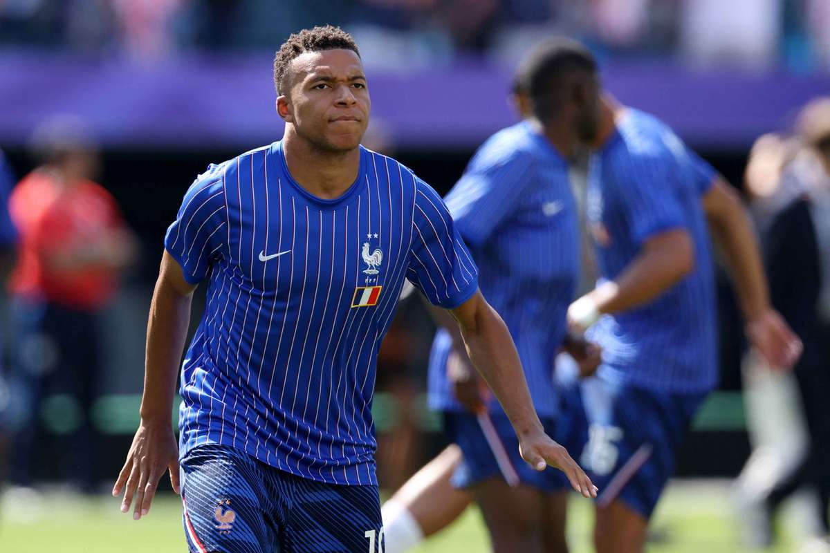 La FFF va saisir la justice après les propos racistes visant Mbappé d'une sénatrice paraguayenne