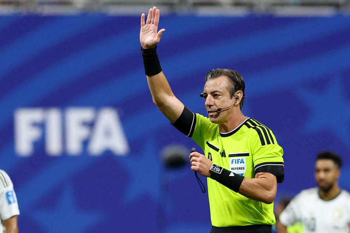 Mundial-2026: Brasil defende a "integridade" do árbitro contestado por Trump no caso Balogun