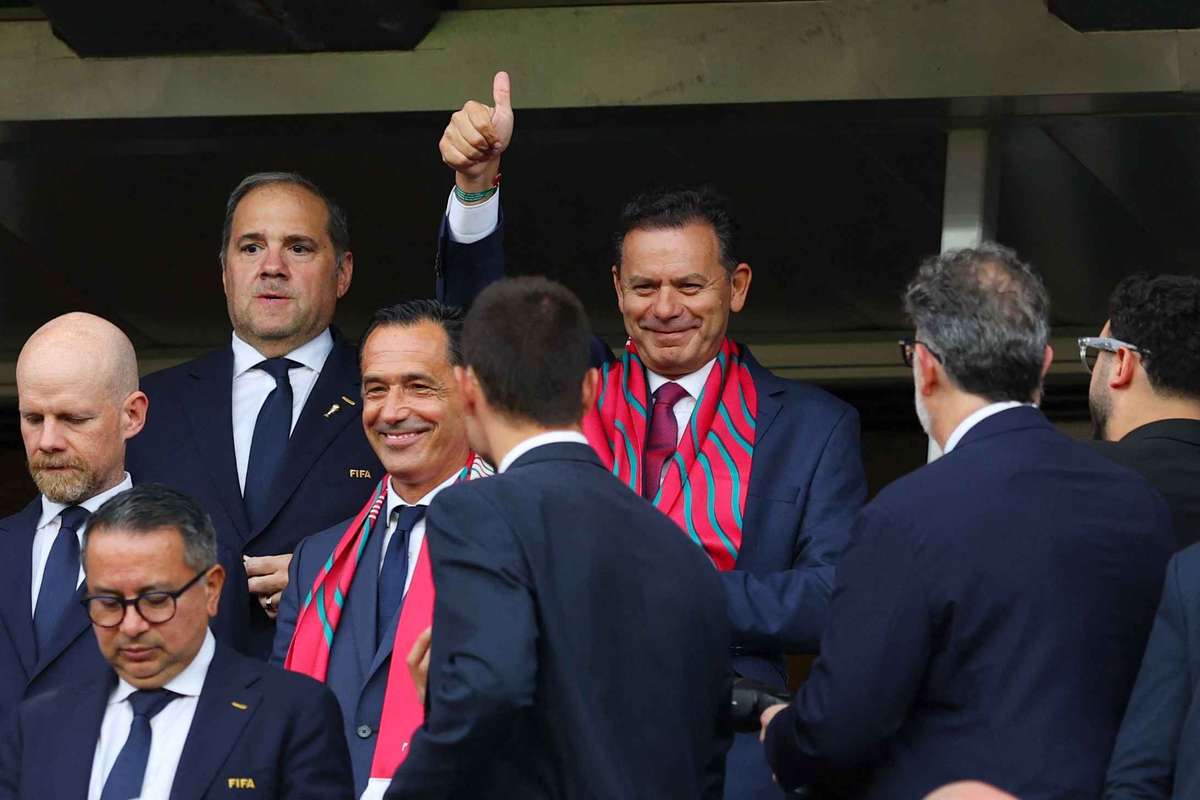 Mundial-2026: Luís Montenegro "naturalmente triste" com a eliminação mas orgulhoso