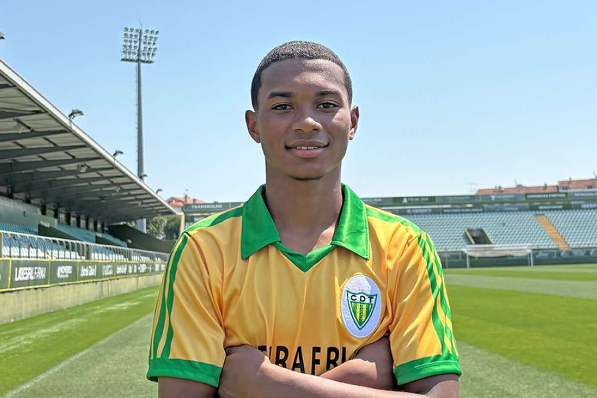 Oficial: Richarllyson Carvalho Alves assina por duas épocas com o Tondela